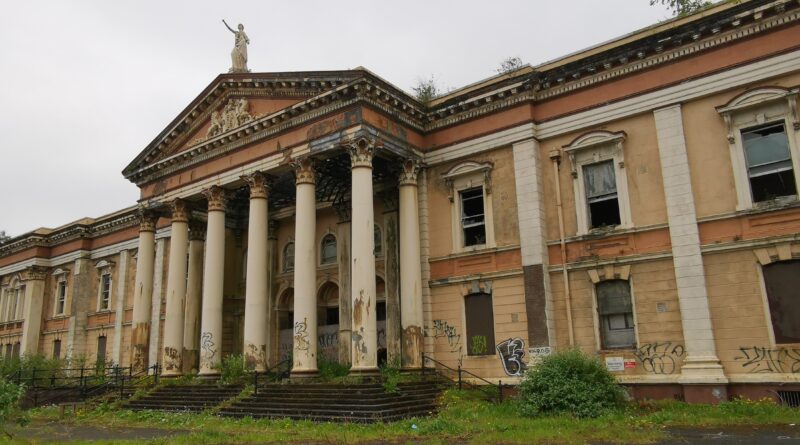 Crumlin Road Courthouse fire – former courthouse in North Belfast